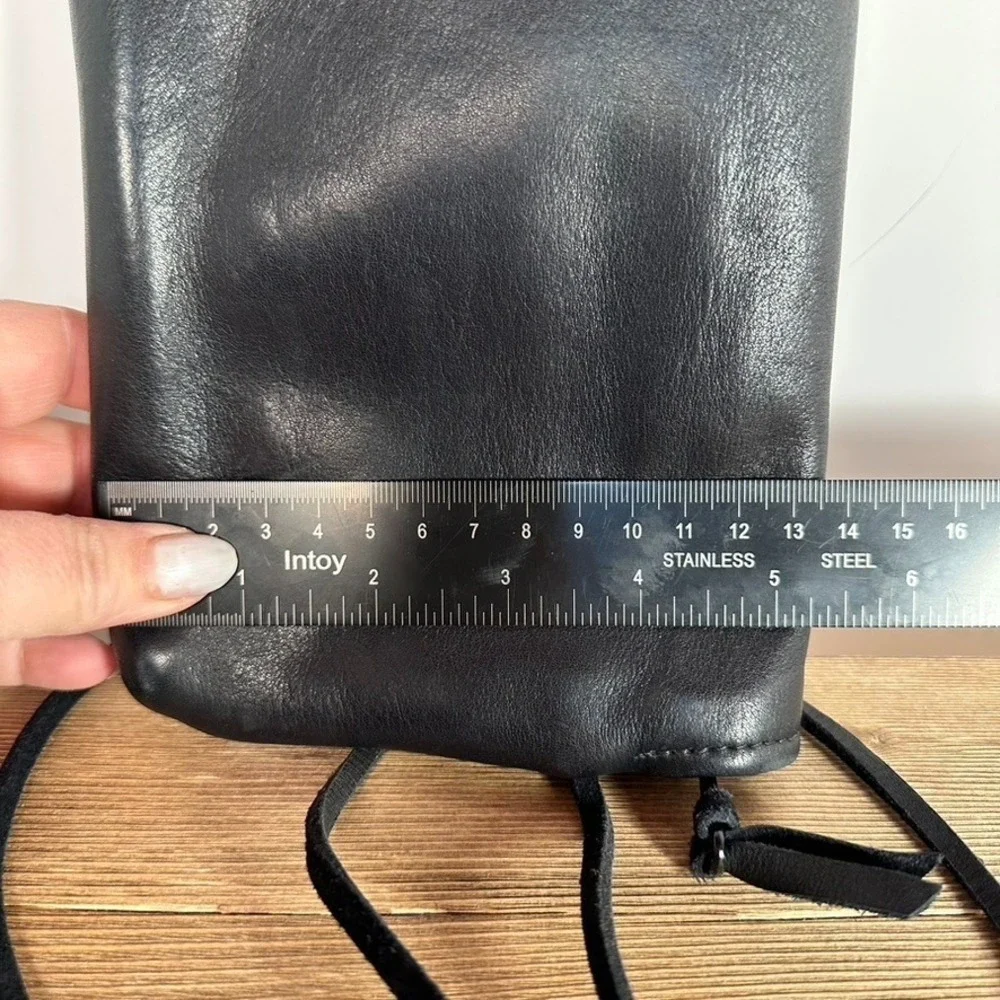 VTG Black Leather Foldover Crossbody Convertible Clutch 90s Minimalist Festival